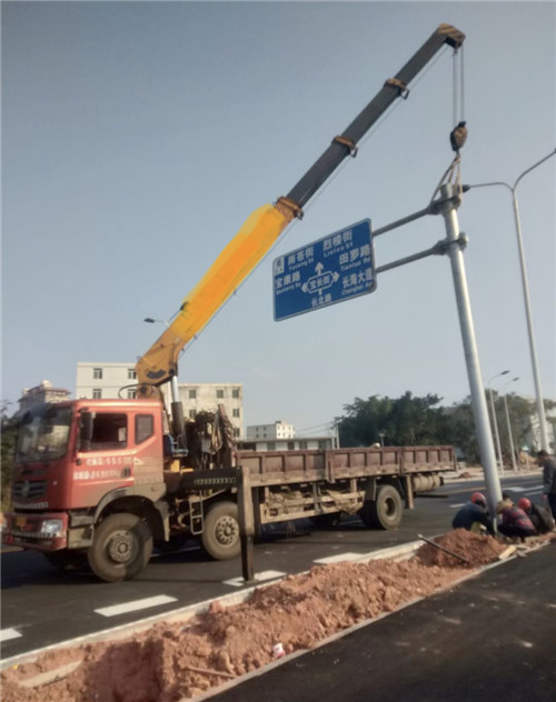 宿城区设备吊装租赁吊车要用多大吊车